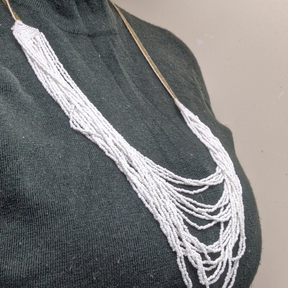 Anthropologie White tiered Necklace - Picture 4 of 4